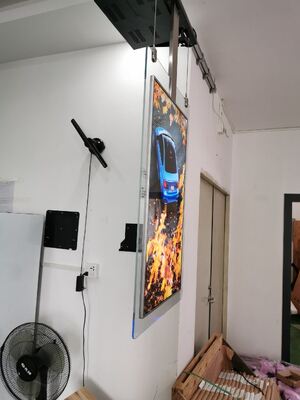 نمایشگر دیجیتال چند لمسی با زاویه دید 178 درجه که عملکرد و جذابیت بصری را در فضاهای عمومی ارائه می دهد