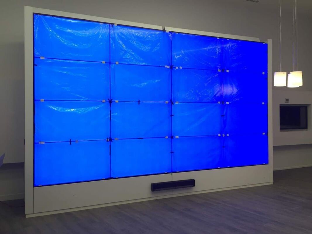 اتصال Wi-Fi صفحه نمایش سیگنال های لمسی با رم 2GB و رم 8GB که از سیستم عامل های تبلیغاتی تعاملی متنوع پشتیبانی می کند