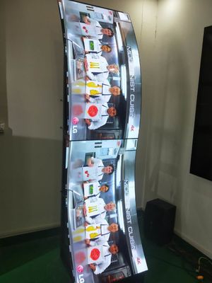 پخش کننده تبلیغاتی پایه کف OLED 55 اینچ 1920x1080 400 سی دی / متر مربع